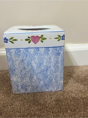 Hand-Painted Blue Floral Heart Ceramic Tissue Box Cover